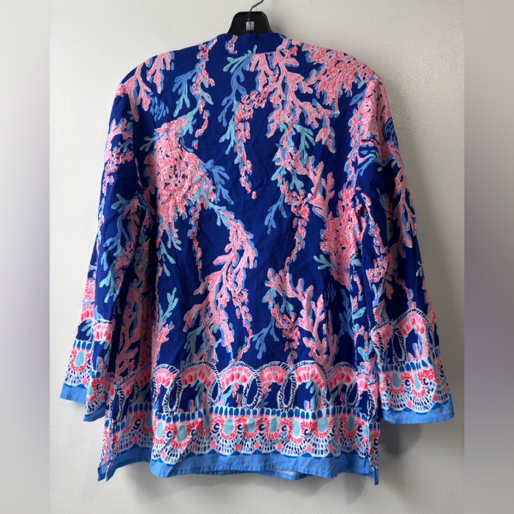 Lilly Pulitzer Women's Luna Bay Blue and Pink Top Sz M - Picture 10 of 16